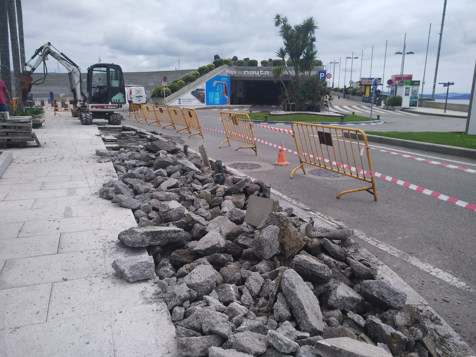 Sanxenxo abre la temporada alta este fin de semana con la apertura de la feria artesanal de Portonovo, la puesta a punto de las playas y la incorporación del personal de refuerzo de seguridad y limpieza   