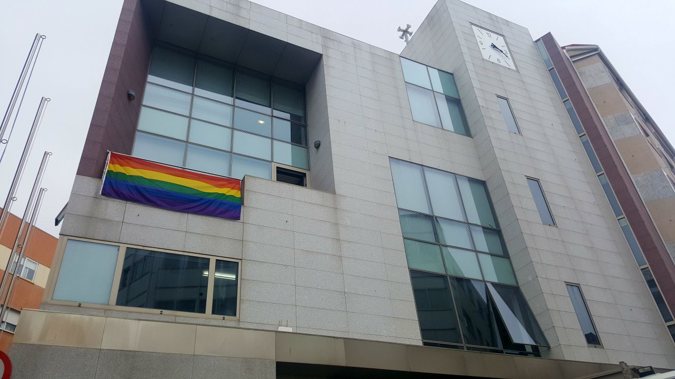 Sanxenxo ondeará a bandeira da diversidade con motivo do día internacional  polos dereitos LGTBI