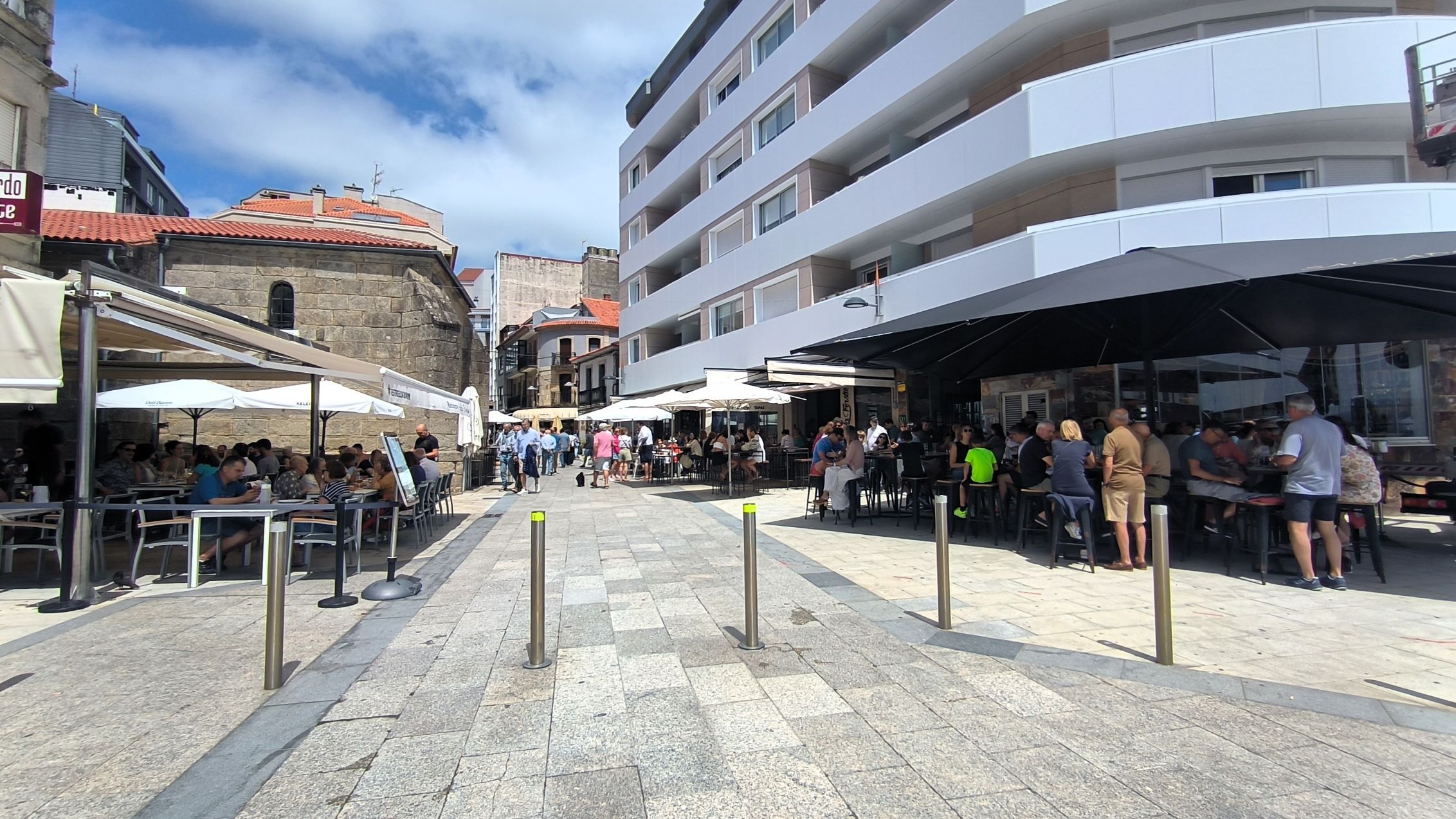SANXENXO AMOSA A SÚA FORTALEZA EN AGOSTO SUMANDO O 14,4% DAS PERNOITAS HOSTALEIRAS DE GALICIA