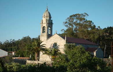 Iglesias y capillas