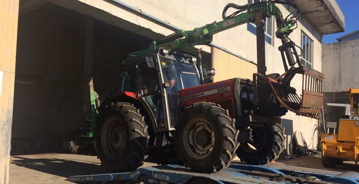 Un nuevo tractor para las concejalías de medio ambiente y servicios