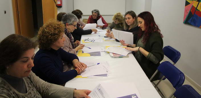 Silvia Freire se reúne con asociaciones de mujeres del municipio y presenta los actos del Día Internacional de la Mujer