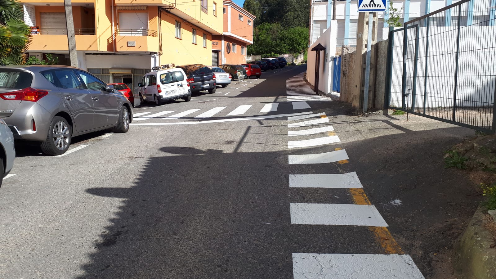 O GOBERNO MELLORA A SEGURIDADE VIARIA NA CONTORNA DOS CENTROS EDUCATIVOS 