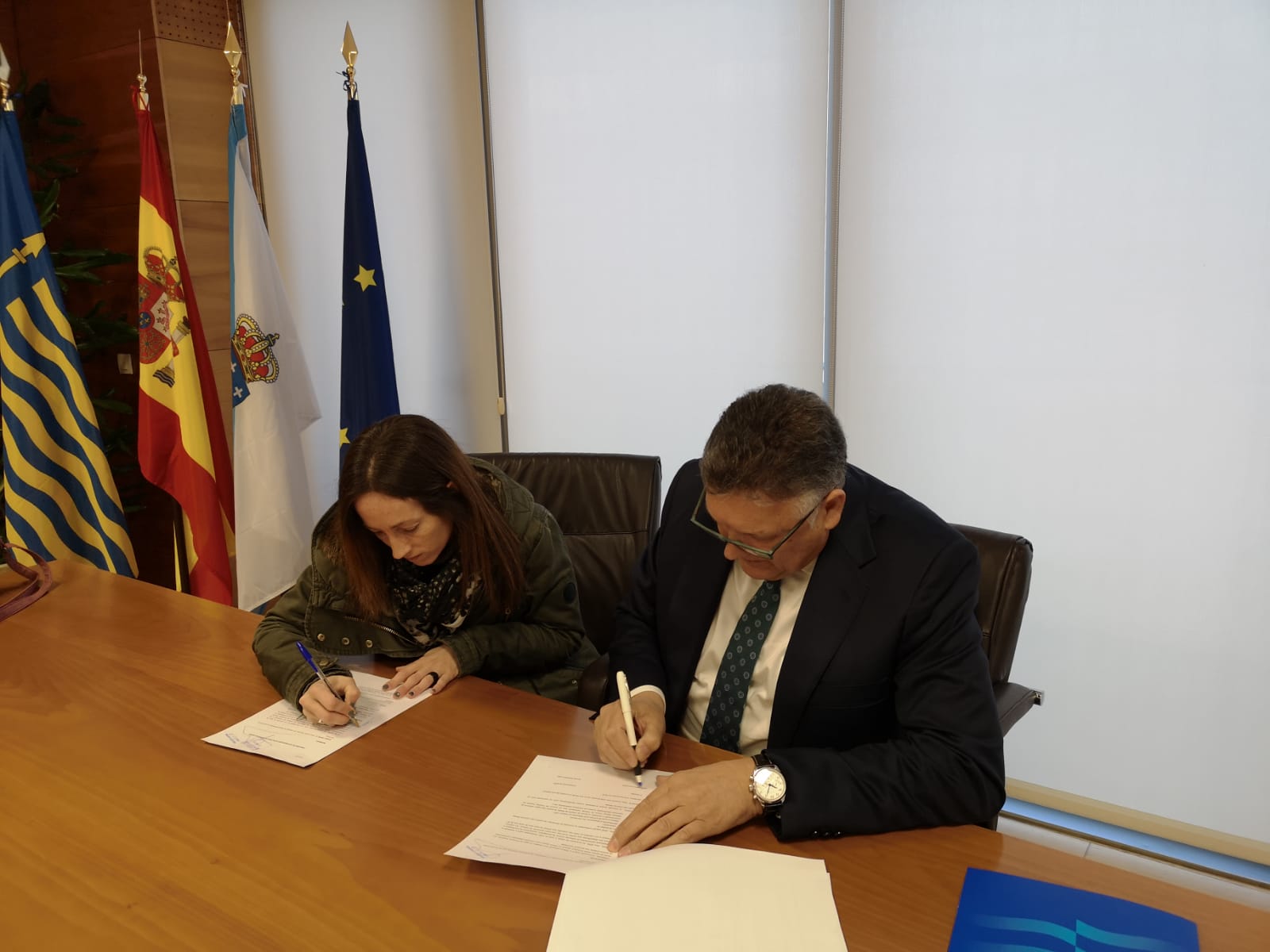 Goberno e Peludos Invisibles firman un Convenio de Colaboración