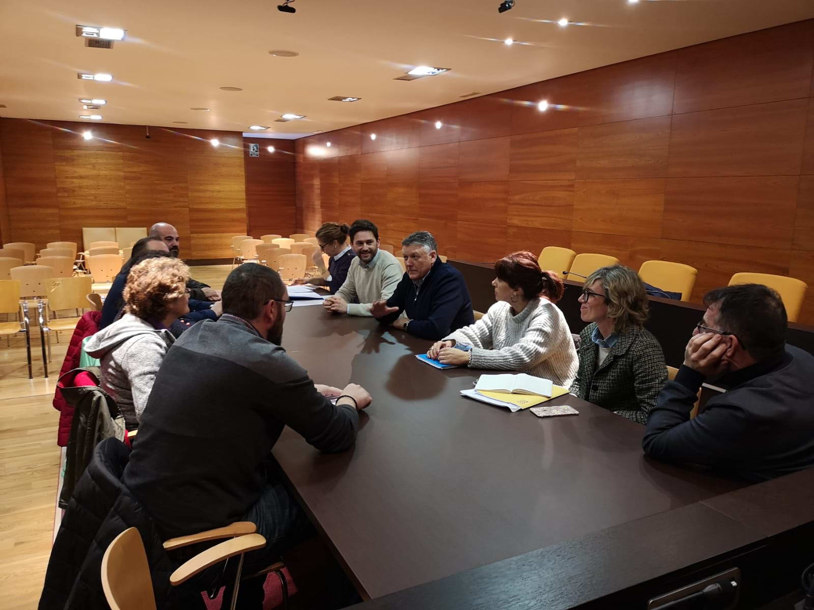 Goberno e asociacións preparan a XXIV Edición da Festa da Raia e acordan celebrala o 27 e 28 de abril