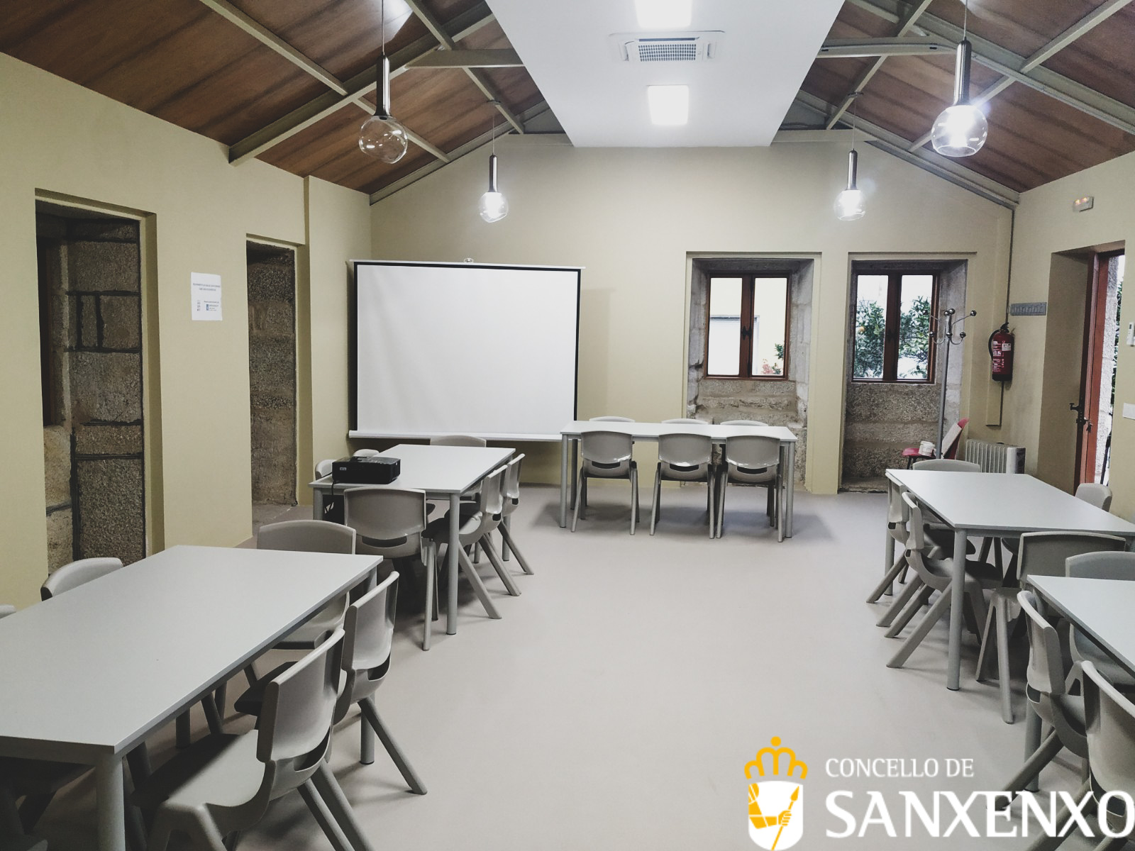 A CASA MARIÑEIRA DE DON FERNANDO REÁBRESE O LUNS E SERÁ A SEDE DA CONCELLERÍA DE DEPORTES E XUVENTUDE