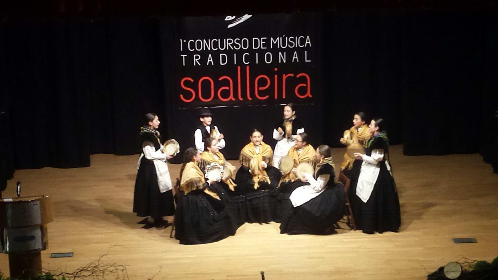 O III CONCURSO DE MÚSICA TRADICIONAL SOALLEIRA REGRESA ESTE DOMINGO AO PAZO DE PARDO BAZÁN CON 32 GRUPOS DE TRES PROVINCIAS GALEGAS