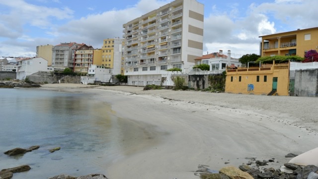 A PRAIA DA CARABUXEIRA REABRE CON NOVA IMAXE TRAS COMPLETARSE A PRIMEIRA FASE DE REXENERACIÓN