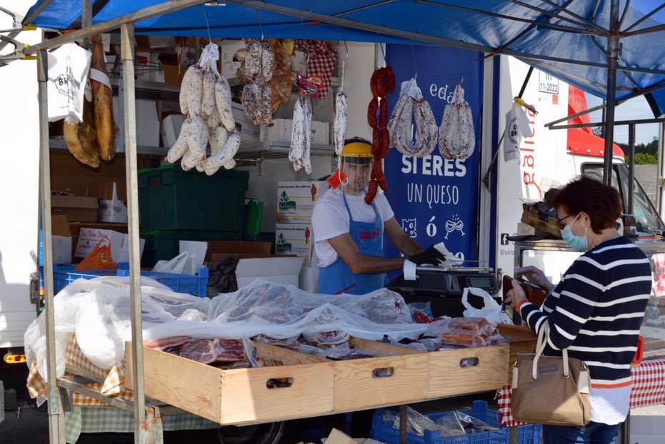 LOS VENDEDORES DE LOS MERCADILLOS TENDRÁN DEL 1 DE SEPTIEMBRE AL 31 DE OCTUBRE PARA RENOVAR SUS PUESTOS