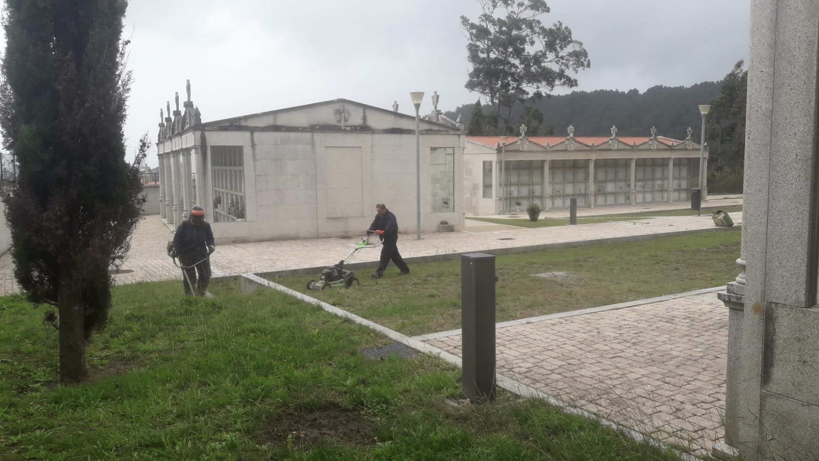 EL CONCELLO PONE A PUNTO LOS CEMENTERIOS PARA EL DÍA DE TODOS LOS SANTOS Y DE DIFUNTOS