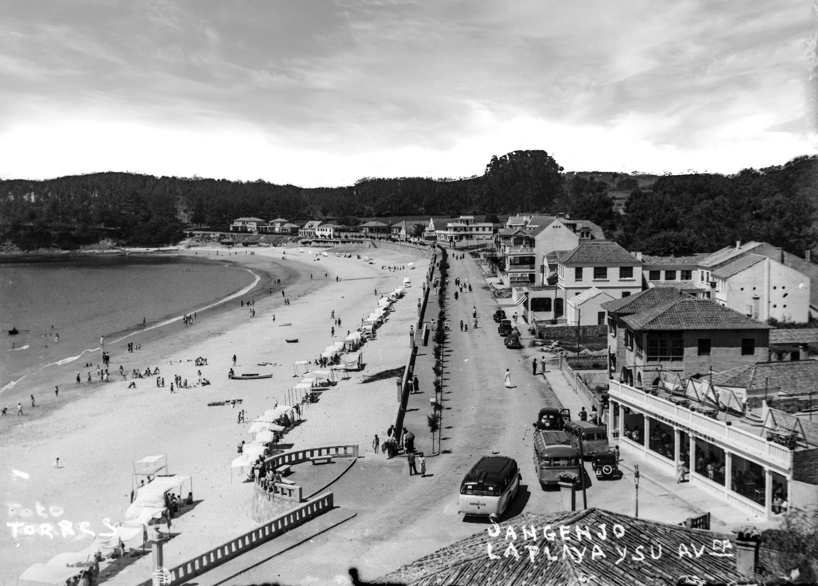 OLLLARES DE PORTONOVO LLEVA A LA PRAZA PASCUAL VEIGA CERCA DE 200 FOTOGRAFÍAS ANTIGUAS DE SANXENXO