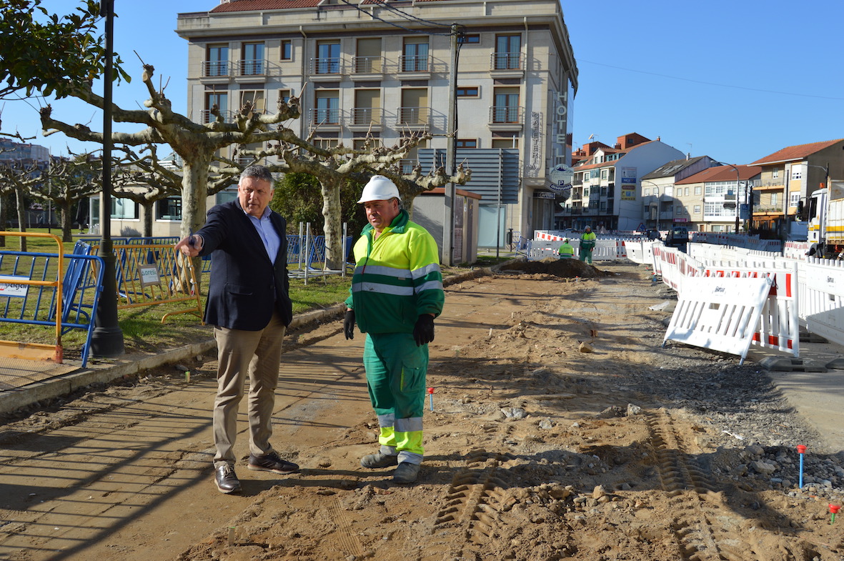O BULEVAR DE PORTONOVO AVANZA NA SÚA PRIMEIRA FASE COA RENOVACIÓN DE MÁIS DO 50% DAS CANALIZACIÓNS