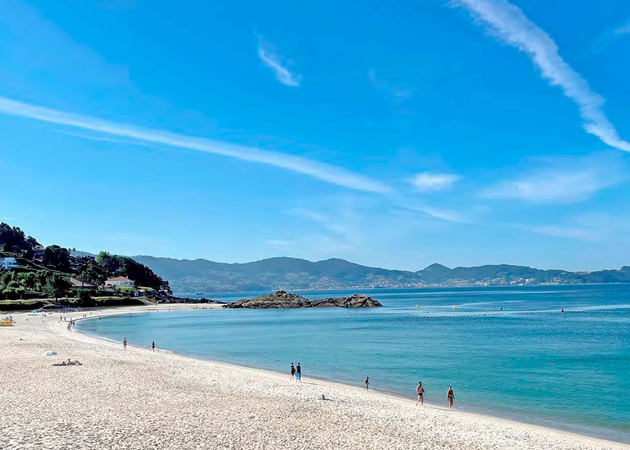 TURISMO DE SANXENXO DA LUZ VERDE A LA LICITACIÓN DE LA LIMPIEZA DE ASEOS Y EL MANTENIMIENTO EN PLAYAS POR 134.171 €