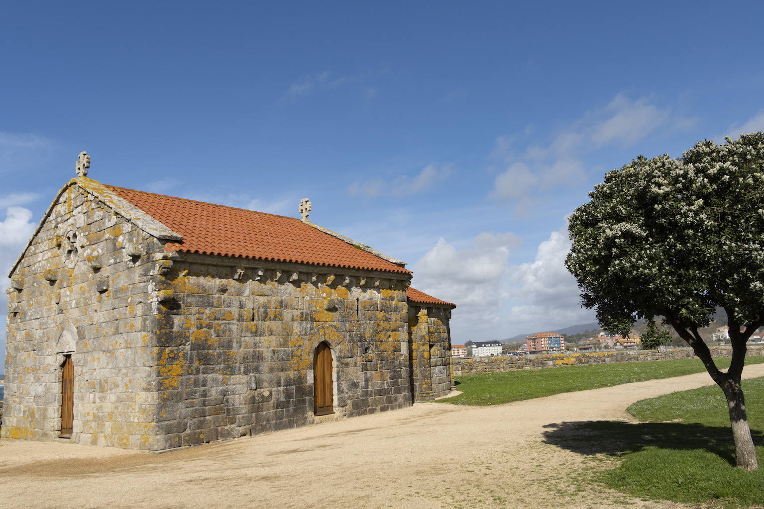 A XUNTA ADXUDICA A RESTAURACIÓN DA CAPELA DA NOSA SEÑORA DA LANZADA POR 110.000€