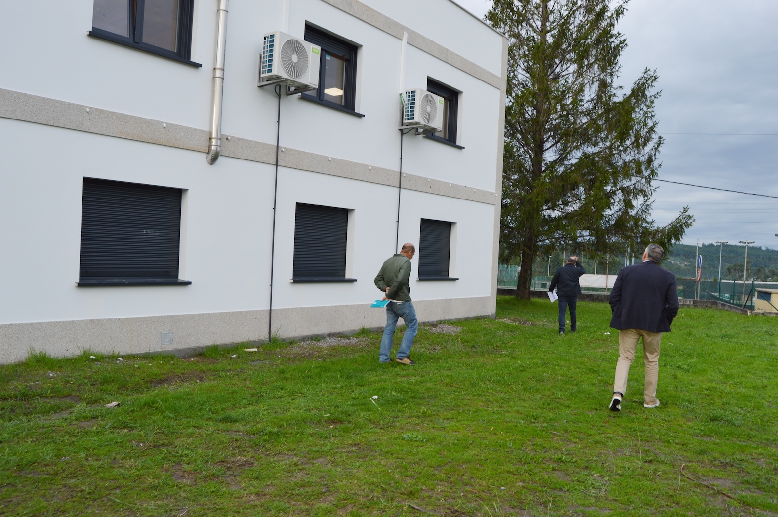 LA MEJORA DE LA CASA DE CULTURA DE NANTES ENTRA EN SU RECTA FINAL CON EL PINTADO Y CARPINTERÍA INTERIOR