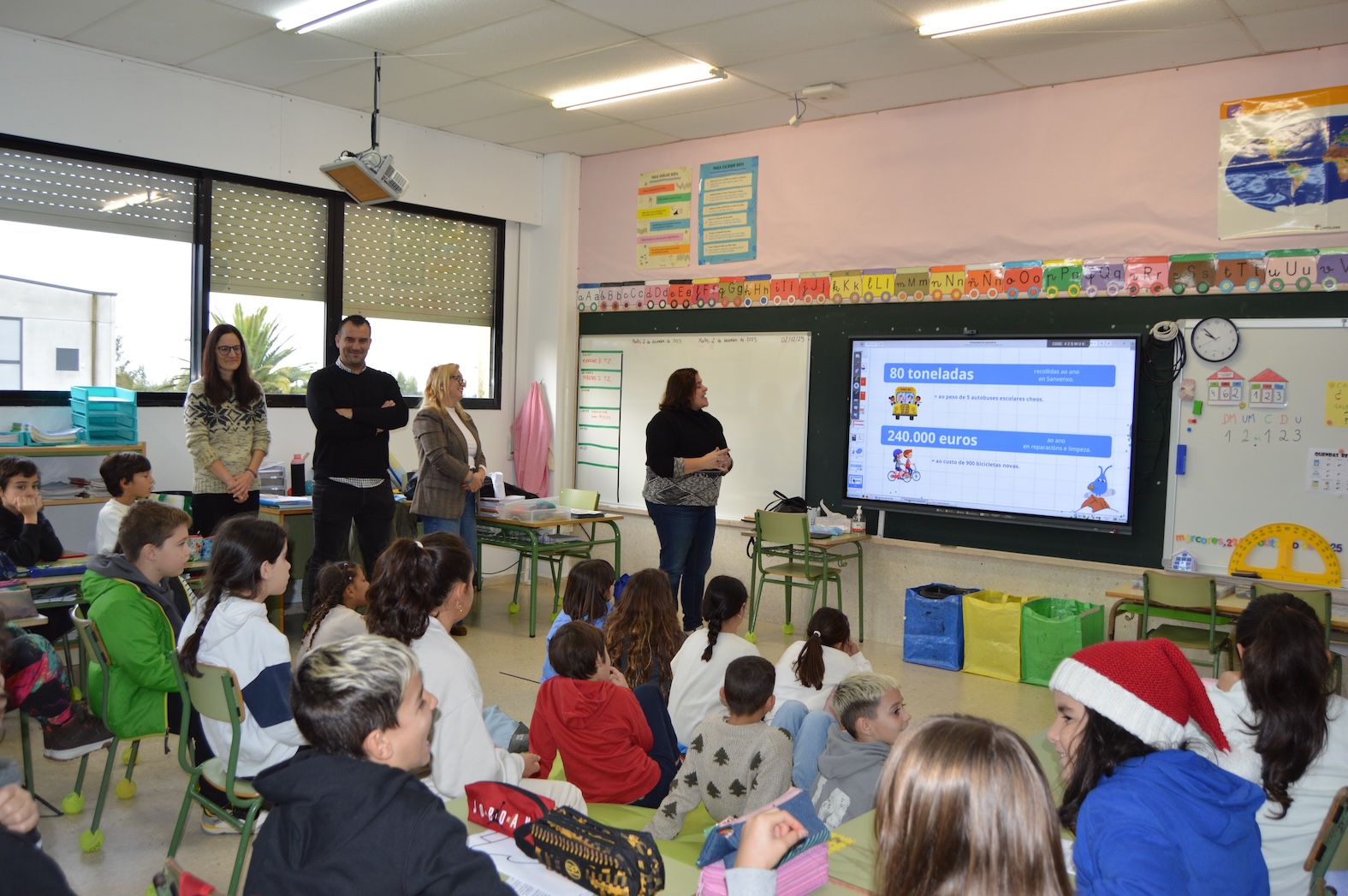 SANXENXO PONE EN MARCHA LA CAMPAÑA “STOP TOALLIÑAS” EN LOS CENTROS EDUCATIVOS DEL MUNICIPIO