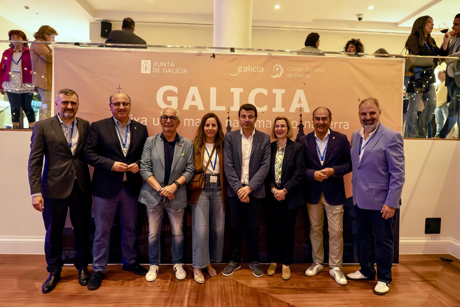 TURISMO DE SANXENXO PARTICIPA EN DOS WORKSHOPS EN OPORTO Y VALENCIA CON MÁS 150 AGENTES DE VIAJES