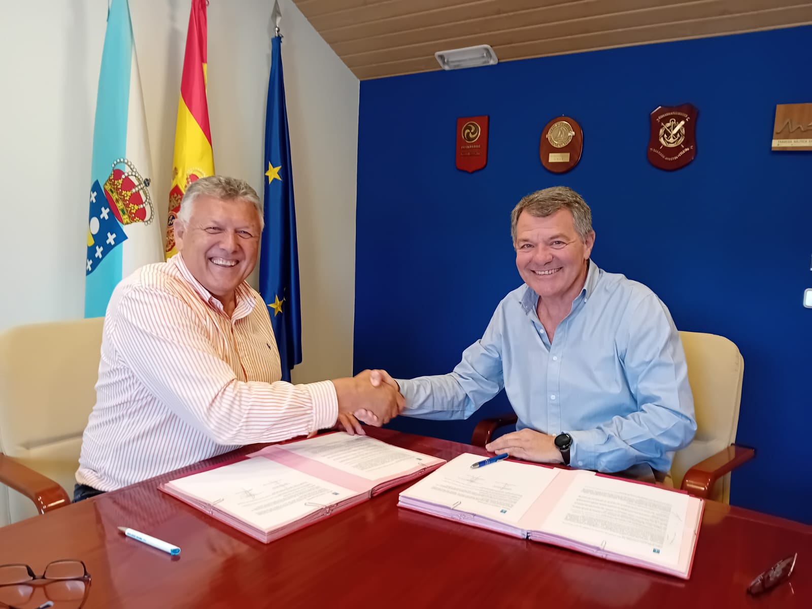 PORTOS Y CONCELLO AMPLÍAN EL CONVENIO DEL PARKING DEL VARADERO DE PORTONOVO DEL 1 DE JULIO AL 15 DE SEPTIEMBRE
