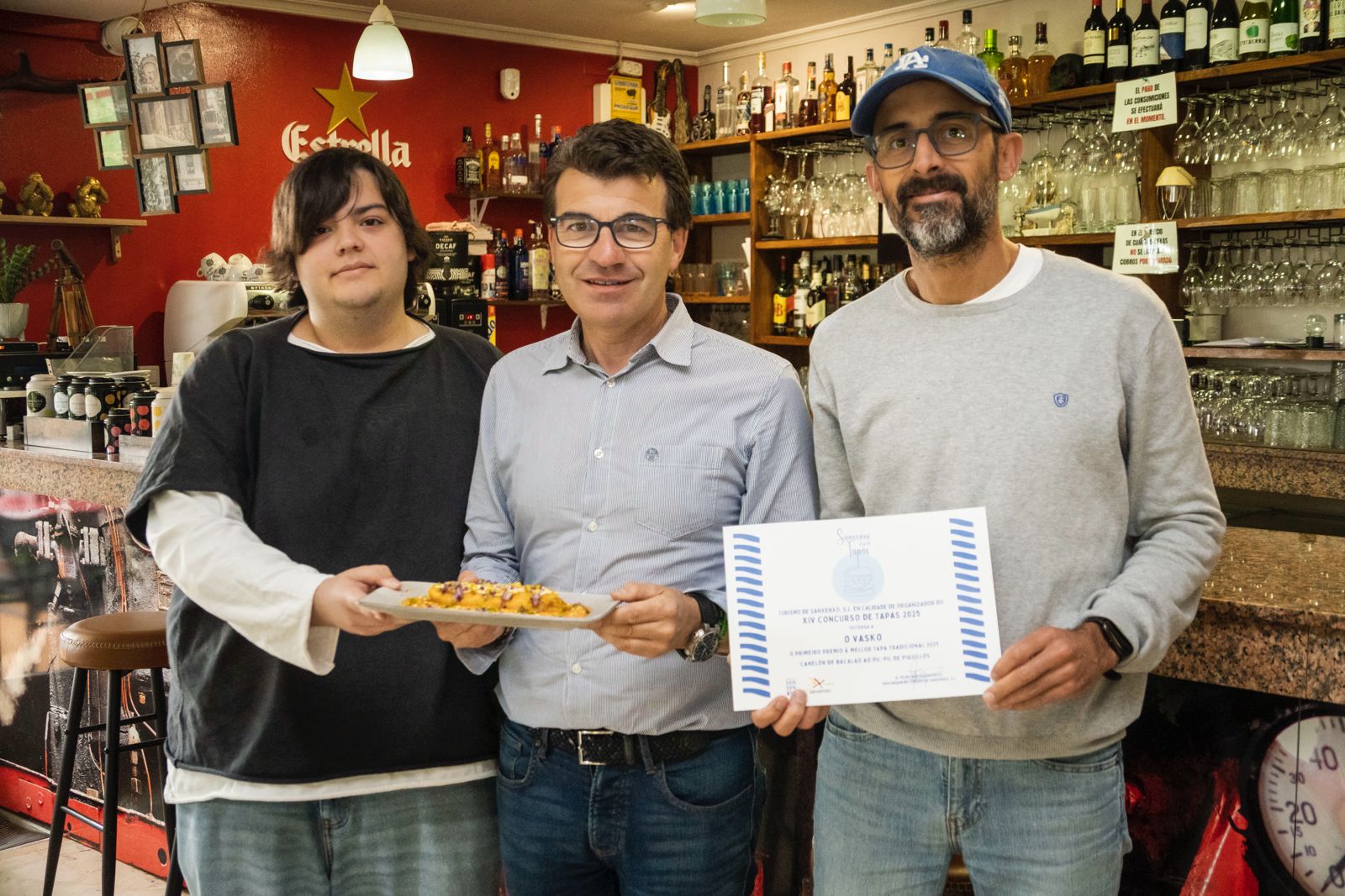LOS RESTAURANTES XERFA, O VASKO, OLLARES DA RÍA Y O BURACO, GANADORES EN EL XIV SANXENXO DEGUSTA TAPAS