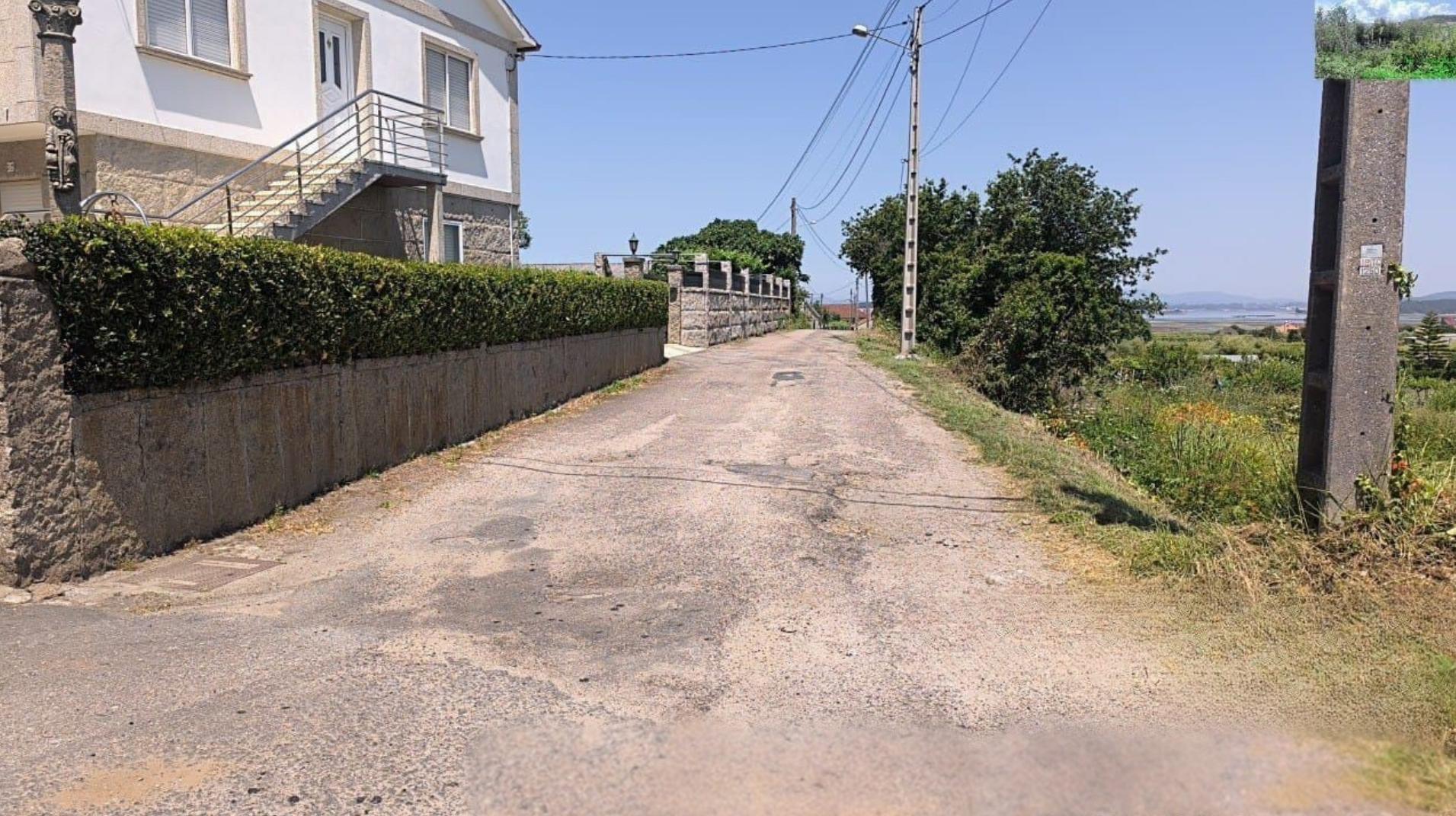 EL CONCELLO PAVIMENTARÁ LOS VIALES DE A COSTIÑA Y ROUXIQUE, EN VILALONGA, CON UNA INVERSIÓN DE CASI 30.000 EUROS