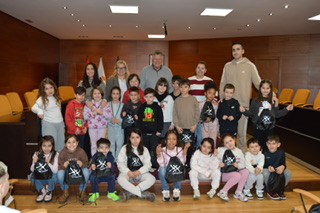 ESCOLARES DE NANTES VISITAN EL CONCELLO Y CONOCEN LAS DISTINTAS ÁREAS DE GESTIÓN