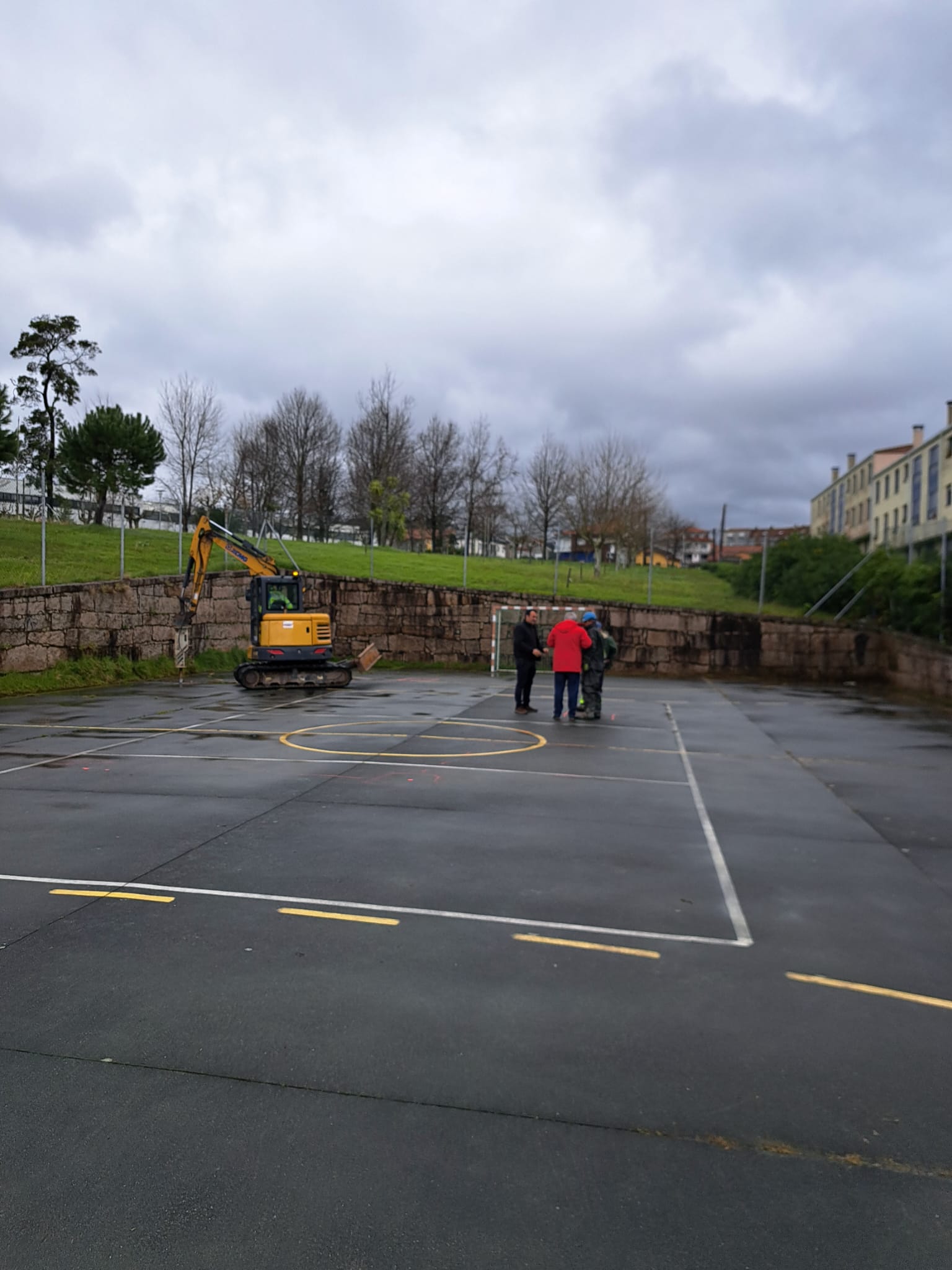 EL CONCELLO ARRANCA LAS OBRAS DE HUMANIZACIÓN DE BALTAR CON EL ELEMENTO PRINCIPAL: UN CIRCUITODE PUMP TRUCK