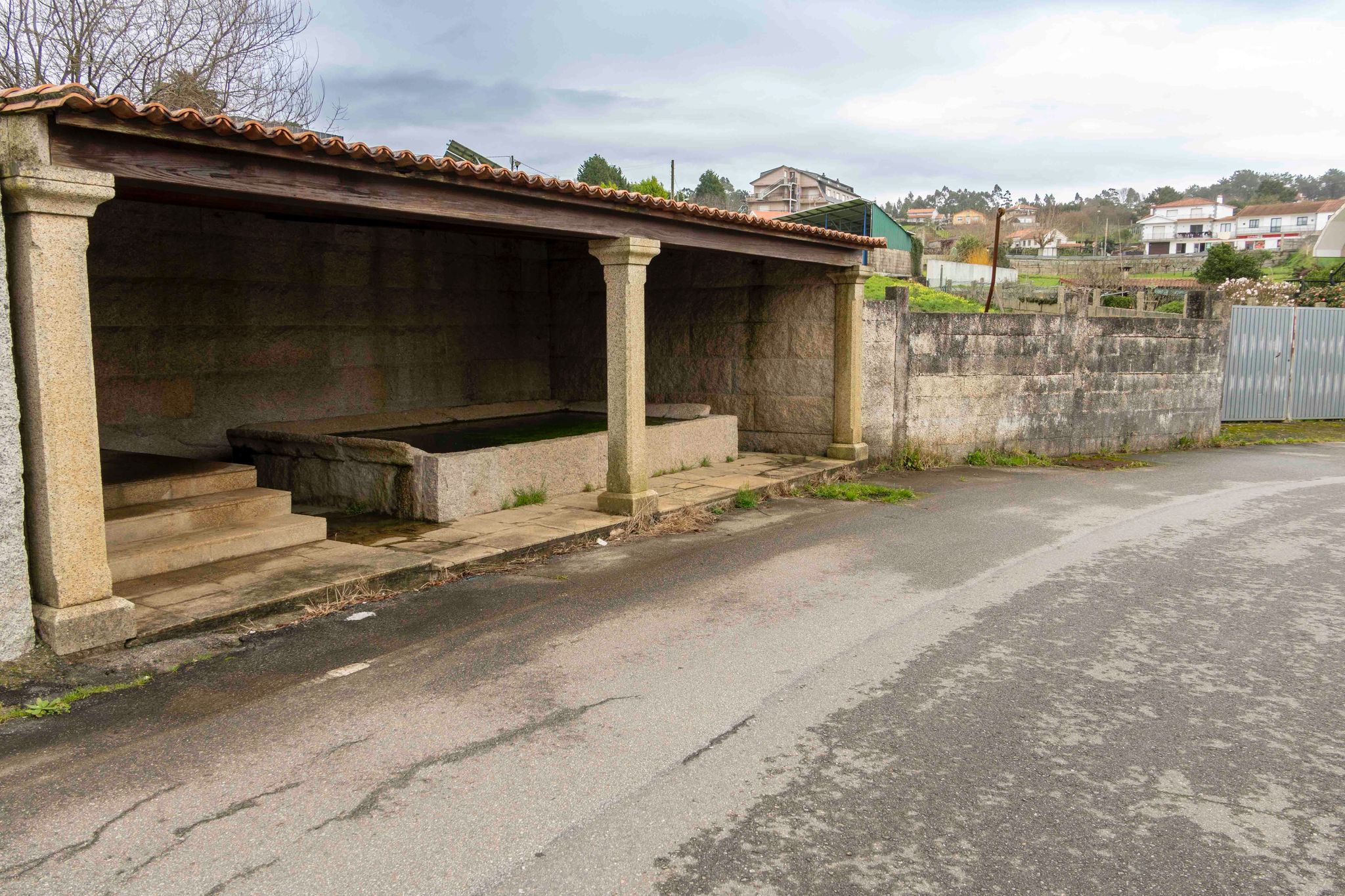 EL CONCELLO LICITARÁ MAÑANA LA HUMANIZACIÓN DEL NÚCLEO RURAL DE AIOS CON UNA INVERSIÓN DE 674.190 EUROS