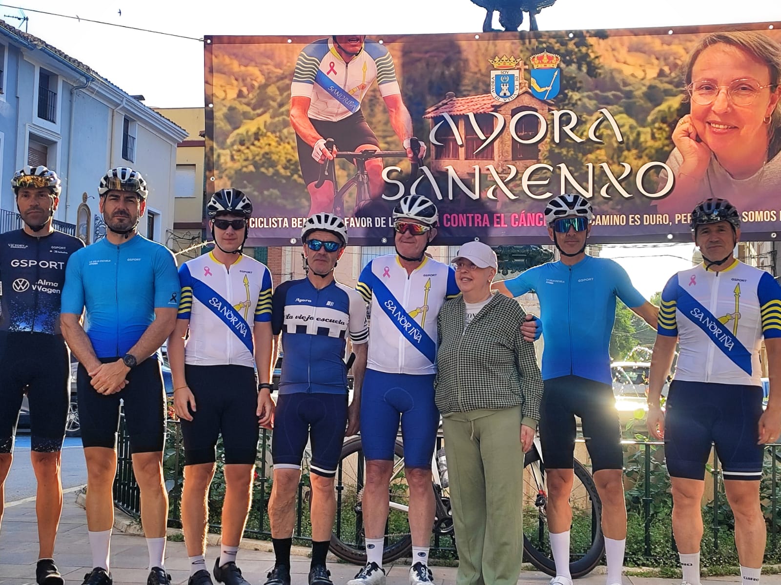 UN VECINO DE AYORA RECORRERÁ 1.016 KILÓMETROS HASTA SANXENXO EN BICICLETA PARA RECAUDAR FONDOS CONTRA EL CÁNCER