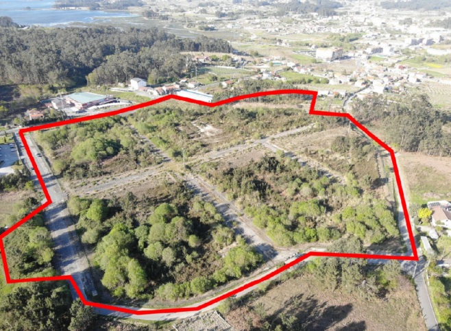 EL ALCALDE FIRMA ANTE NOTARIO LA COMPRA DEL SUELO URBANIZABLE 27 SITUADO EN VILALONGA