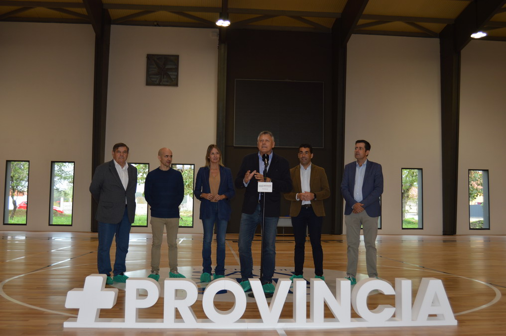 A REFORMA DO PAVILLÓN DE BALTAR CULMINA CUNHA PISTA DEPORTIVA HOMOLOGADA, CLIMATIZADA E TOTALMENTE ACCESIBLE